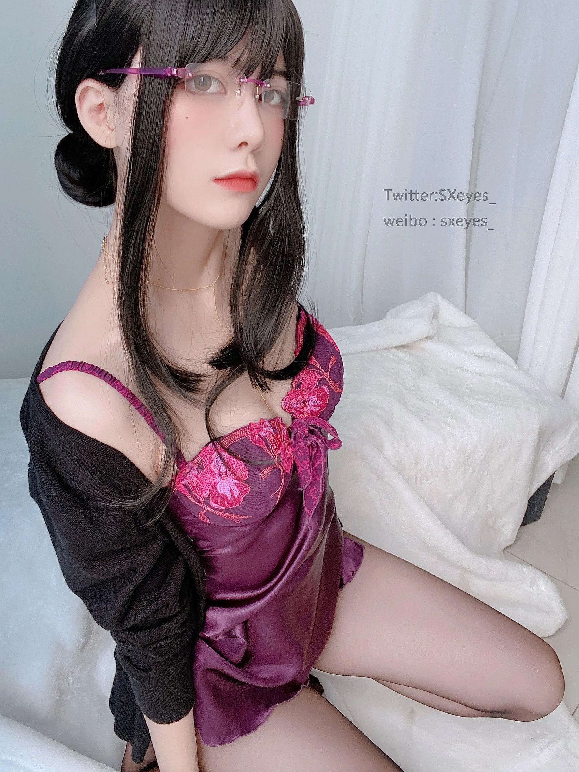 眼酱大魔王w – NO.032 黑丝开档人妻 [31P]插图1
